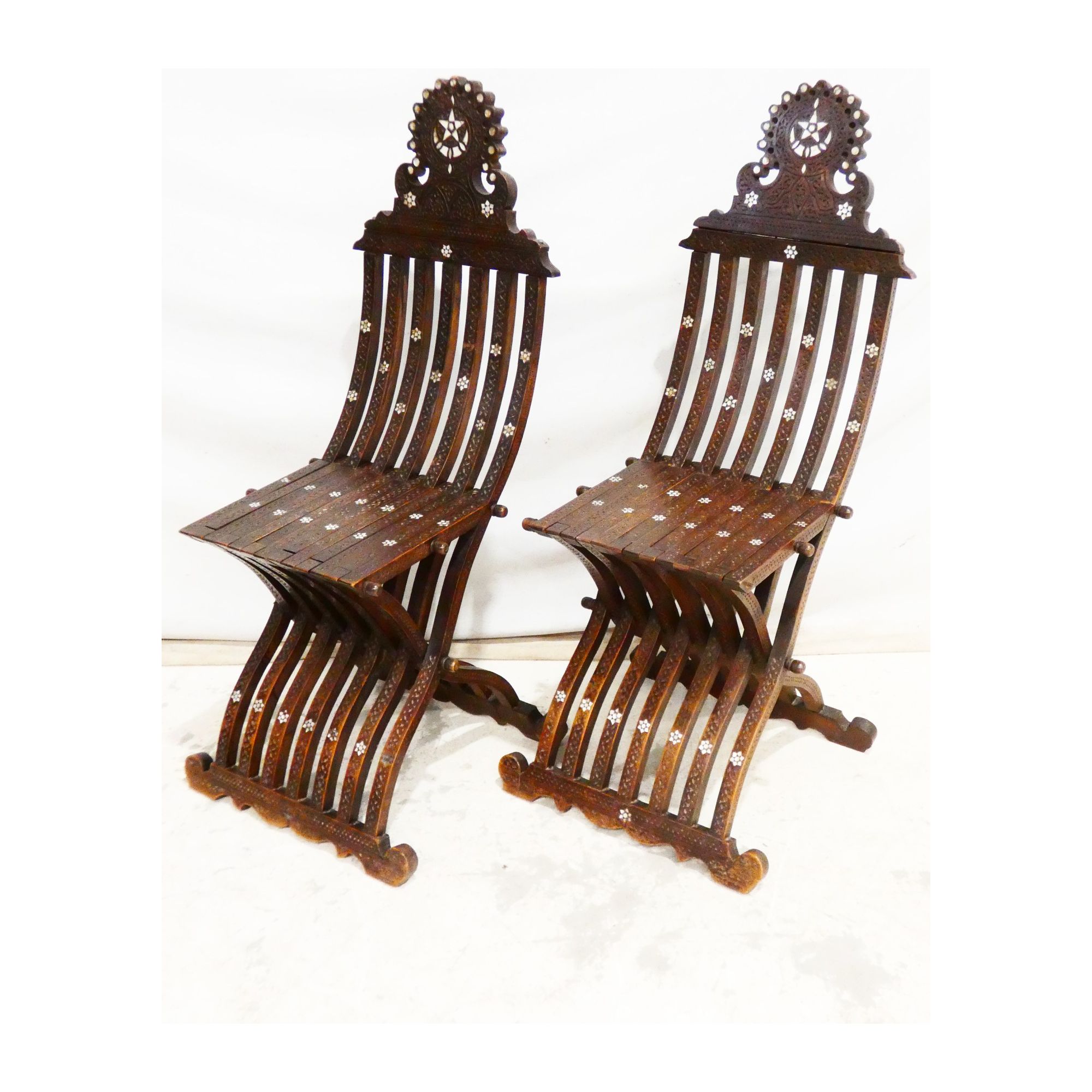 Paire de Chaises Syrienne Paire de Chaises Syrienne