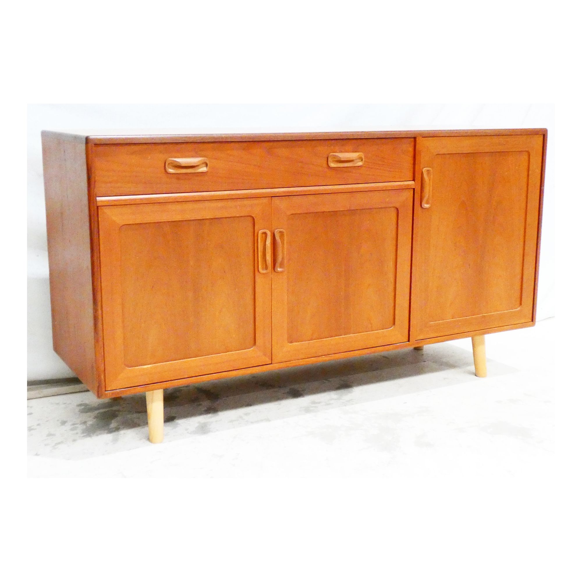 GPLAN Bas de Buffet 3 Portes 1 Tiroirs GPLAN Bas de Buffet 3 Portes 1 Tiroirs