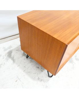 GPLAN Low Cabinet 2 Sliding Doors with Metal Feet