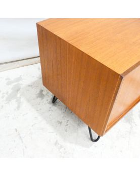 GPLAN Low Cabinet 2 Sliding Doors with Metal Feet