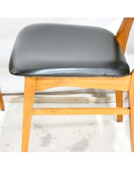 Série de 4 Chaises Style Scandinave en Skaï Noir