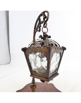 Veilleuse de Table Style Gothique 1 Tiroir