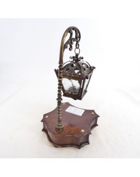 Veilleuse de Table Style Gothique 1 Tiroir