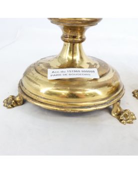 Paire de Bougeoirs d'Autel en Laiton Pieds Tripode en Pattes de Lion