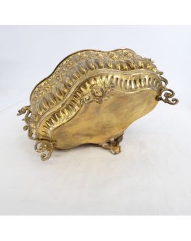 Jardinière en Laiton Repoussé