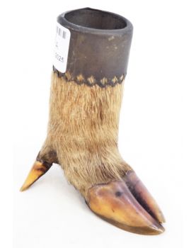 Small Deer Paw Utensil Holder