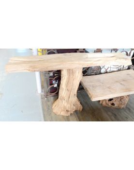 Console on Trunk Foot