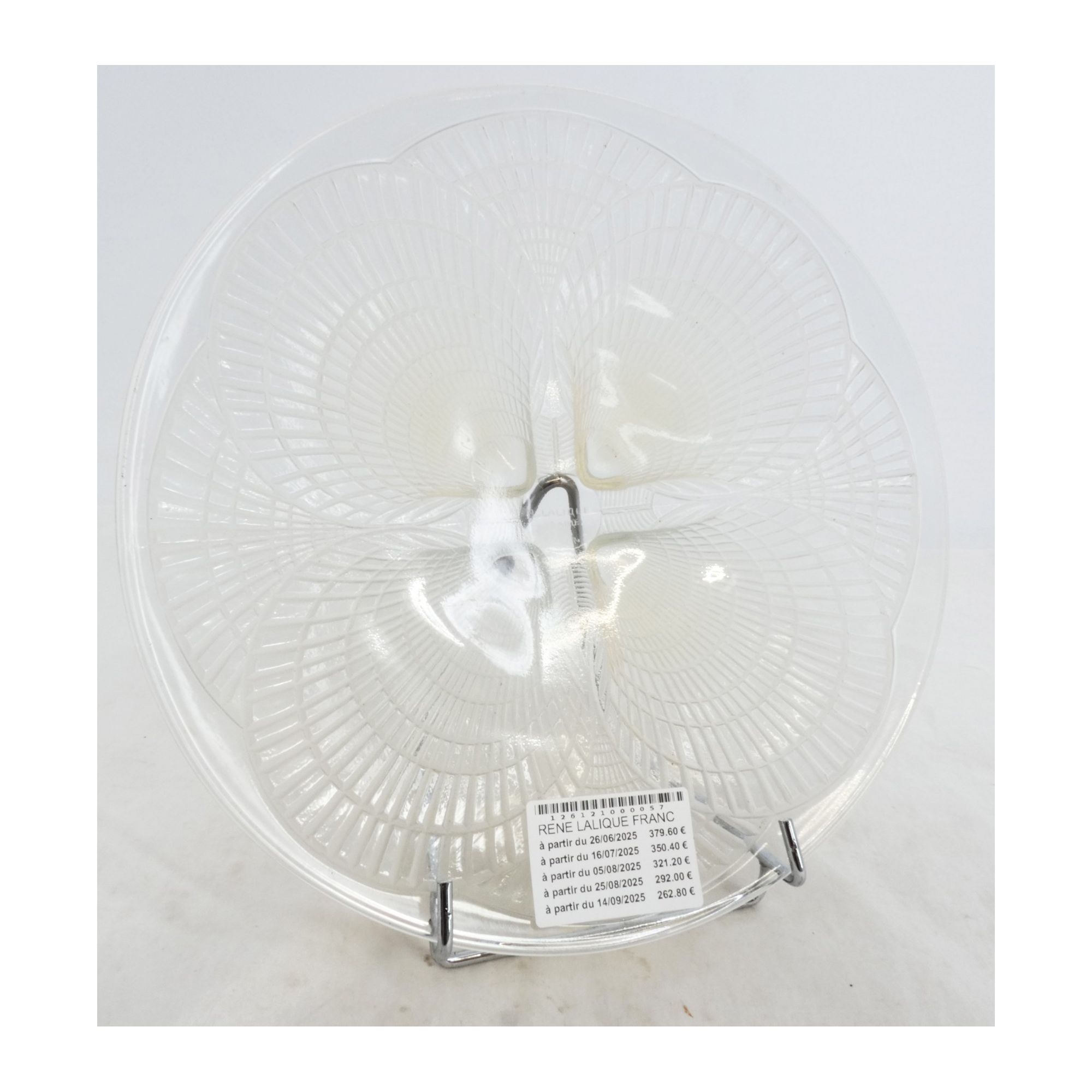 Opalescent Scallop Shell Cup by René LALIQUE France Opalescent Scallop Shell Cup by René LALIQUE France