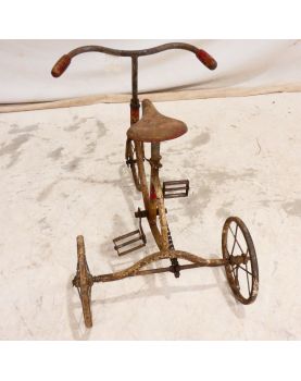 Ancien Petit Vélo 3 Roues