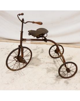 Ancien Vélo Triporteur pour Enfant avec 3 Roues