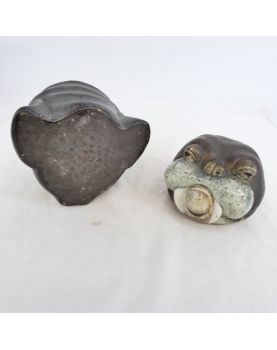 Seal Covered Pot in Earthenware and Leather Sheath