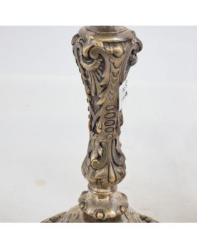 Paire de Bougeoirs en Bronze Argenté