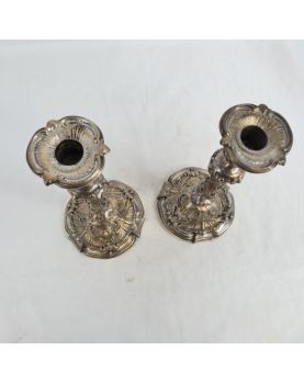 Paire de Bougeoirs en Bronze Argenté