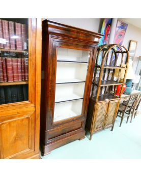 Mahogany Display Cabinet with 1 Door and Key