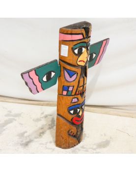 Totem en Bois Polychrome