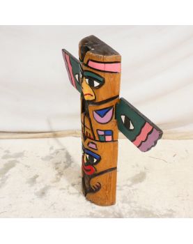 Totem en Bois Polychrome