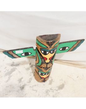 Totem en Bois Polychrome