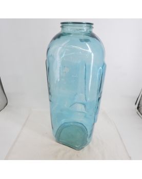 Grand Vase Style Moai