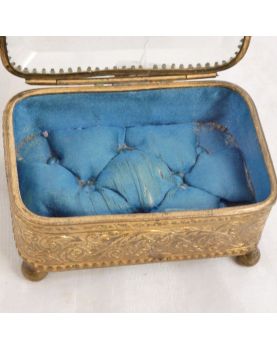 Petit Coffret à Bijoux en Métal Doré
