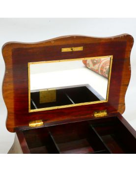 Keyless Inlaid Worker