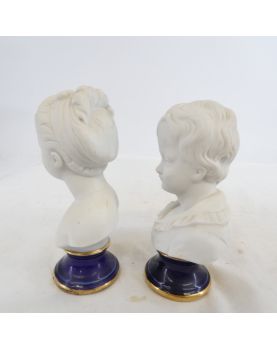 Paire de Petits Bustes Couple d’Enfants en Biscuit