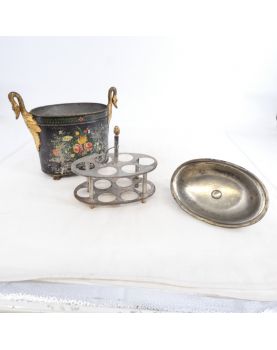 Painted Metal Egg Dish