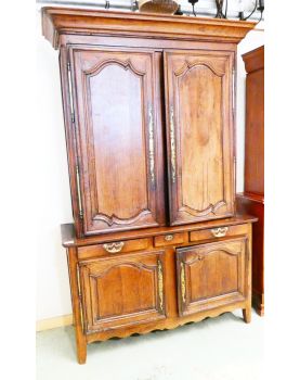 4 -door 4 -door buffet 3 oak drawers
