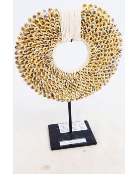 Nassa shell tolai bracelet on metal base