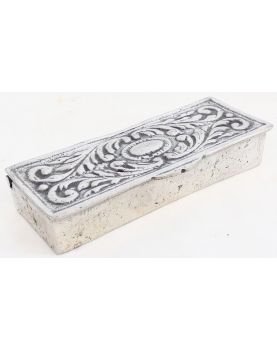 Petite Boîte à Bijoux Rectangulaire en Étain